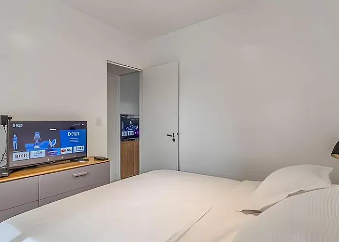 Gran Apt. Cerca De Av. Libertador Y Alto Palermo